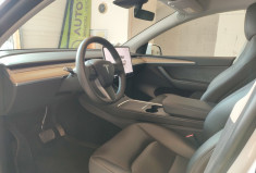 Tesla Model Y Long Range (grande autonomie) 347ch + Attelage + Wallbox + Autopilot 