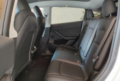 Tesla Model Y Long Range (grande autonomie) 347ch + Attelage + Wallbox + Autopilot 