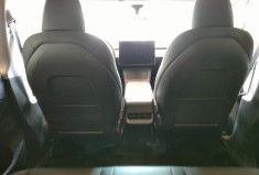Tesla Model Y Long Range (grande autonomie) 347ch + Attelage + Wallbox + Autopilot 