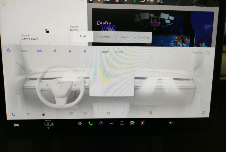 Tesla Model Y Long Range (grande autonomie) 347ch + Attelage + Wallbox + Autopilot 