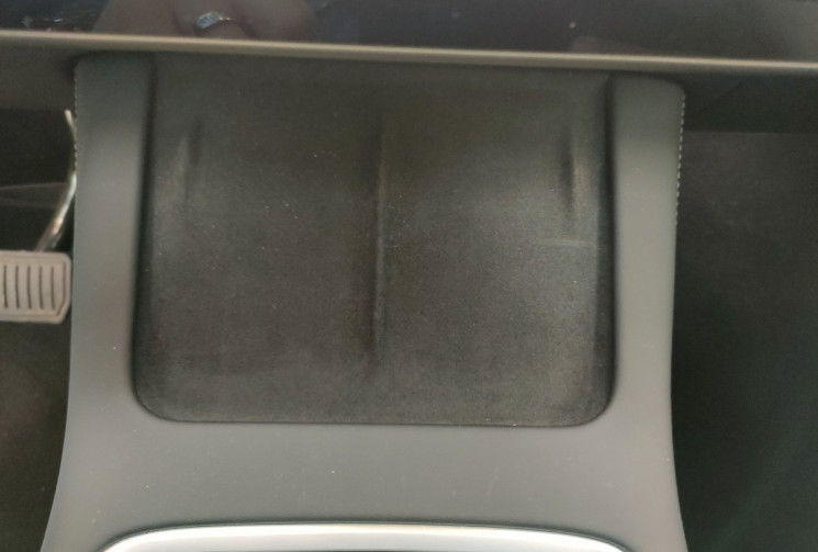 Tesla Model Y Long Range (grande autonomie) 347ch + Attelage + Wallbox + Autopilot 