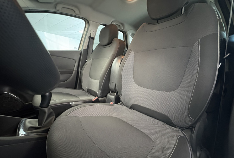Renault Captur 90 tce Moteur 9 000 km . etat general parfait