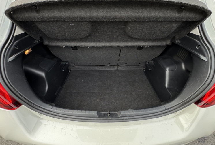 Toyota Yaris HSD 100ch DYNAMIC 5p