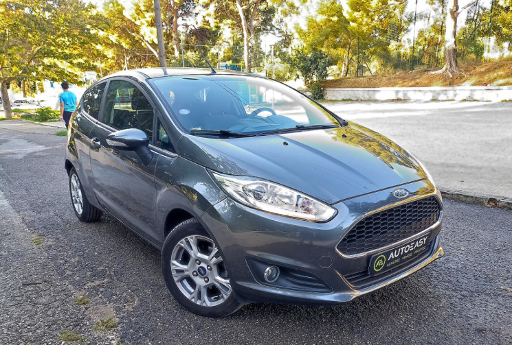 Ford Fiesta VI (2) 3 portes 1.0 EcoBoost 100 cv - Clim - Bluetooth - Régulateur - Radars