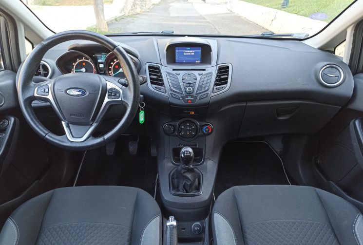 Ford Fiesta VI (2) 3 portes 1.0 EcoBoost 100 cv - Clim - Bluetooth - Régulateur - Radars