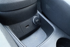 Ford Fiesta VI (2) 3 portes 1.0 EcoBoost 100 cv - Clim - Bluetooth - Régulateur - Radars