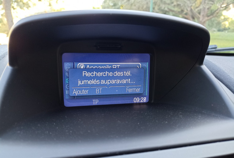 Ford Fiesta VI (2) 3 portes 1.0 EcoBoost 100 cv - Clim - Bluetooth - Régulateur - Radars