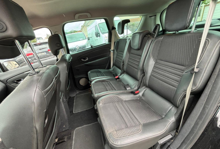 Renault GRAND SCENIC 1.6 DCI / 130 CH / ENERGY BOSE 7 PLACES