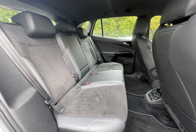Volkswagen ID.4 204 ch Pro Performance 77 kW / Pack Confort Plus / Apple Carplay /  Siège Chauffant Volkswagen ID.4 204 ch Pro Performance 77 kW / Pack Confort Plus / Apple Carplay /  Siège Chauffant
