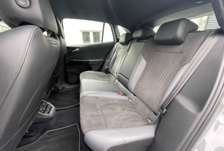 Volkswagen ID.4 204 ch Pro Performance 77 kW / Pack Confort Plus / Apple Carplay /  Siège Chauffant Volkswagen ID.4 204 ch Pro Performance 77 kW / Pack Confort Plus / Apple Carplay /  Siège Chauffant