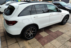 Mercedes GLC Phase 2 300e 4MATIC 9G-TRONIC 211 cv AMG LINE