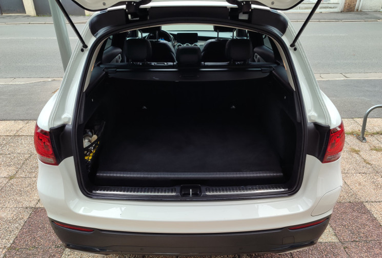 Mercedes GLC Phase 2 300e 4MATIC 9G-TRONIC 211 cv AMG LINE