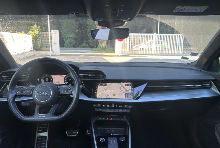 Audi A3 Limousine 35 2.0 TDI S Tronic7 150 S-line Virtual cockpit / Carplay / toit ouvrant