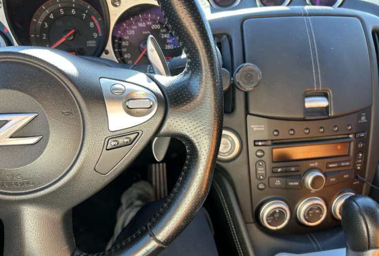 Nissan 370 Z COUPE 3.7 V6 328 Ch PACK AUTO * ORIGINE FRANCE * INTERIEUR CUIR ORANGE * 