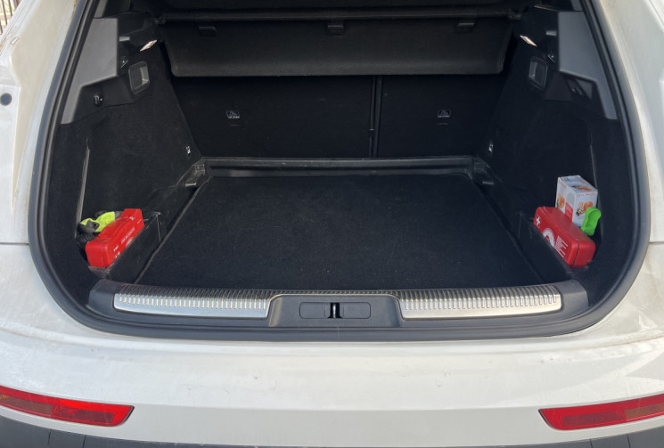 DS DS 7 Crossback BlueHDi 2.0 180ch Performance Line + EAT8 / 1ère Main