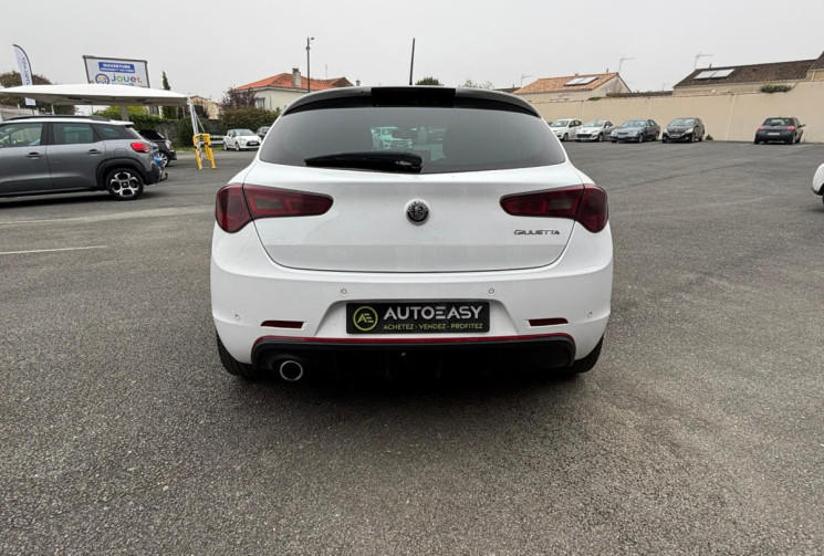 Alfa Romeo GIULIETTA   120 CV 1.6 JTDM SPORT / GPS / ALCANTARA / GARANTIE 12 MOIS 