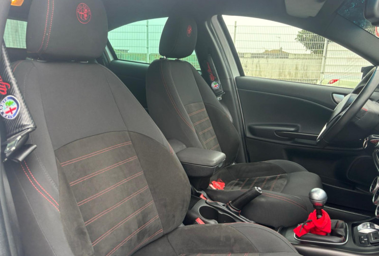 Alfa Romeo GIULIETTA   120 CV 1.6 JTDM SPORT / GPS / ALCANTARA / GARANTIE 12 MOIS 