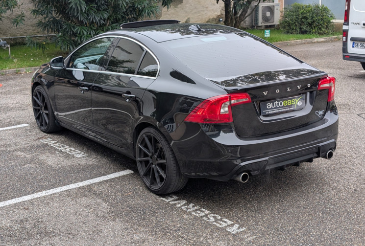 Volvo S60 AWD 304ch R-Design Geartronic