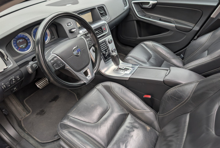 Volvo S60 AWD 304ch R-Design Geartronic