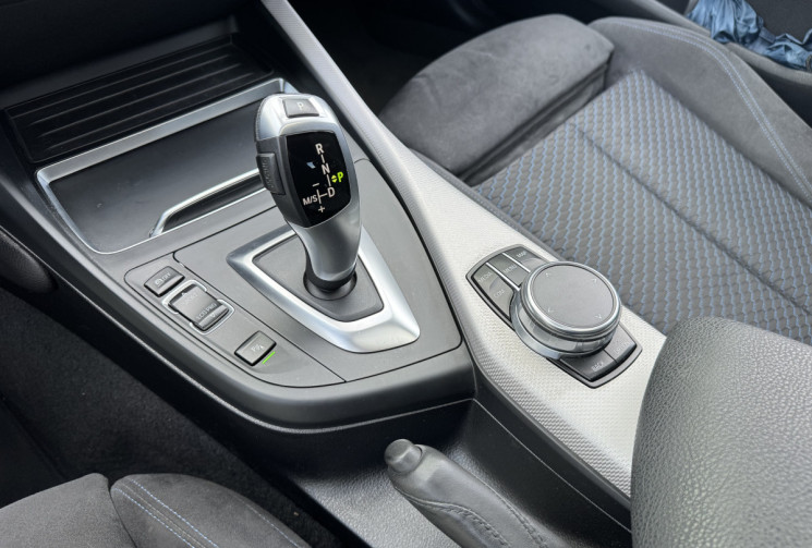 BMW Série 1 118dA 150ch M Sport 5p / TOIT OUVRANT / CAMERA / GRAND ECRAN / ALCANTARA