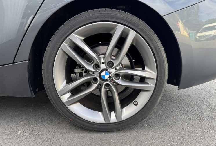 BMW Série 1 118dA 150ch M Sport 5p / TOIT OUVRANT / CAMERA / GRAND ECRAN / ALCANTARA