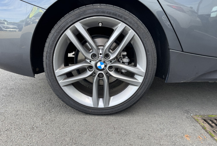 BMW Série 1 118dA 150ch M Sport 5p / TOIT OUVRANT / CAMERA / GRAND ECRAN / ALCANTARA