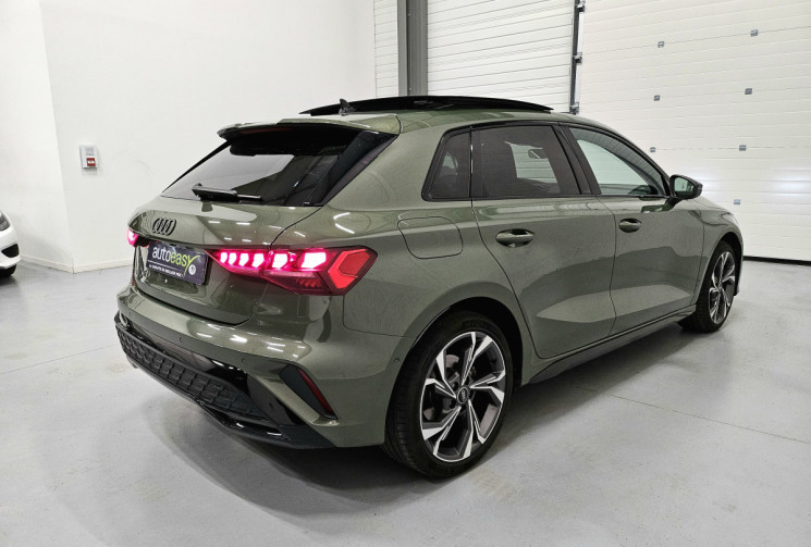 Audi A3 sportback 35 tdi 150 cv s line / pack black / toit pano / carplay / gar const 06.2027 