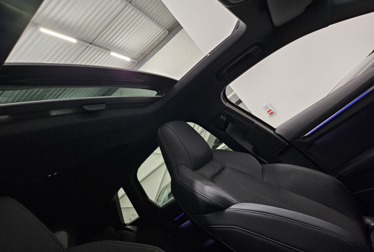 Audi A3 sportback 35 tdi 150 cv s line / pack black / toit pano / carplay / gar const 06.2027 