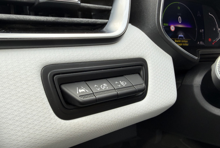 Renault CLIO V 1.6 E-TECH 140H 90 HYBRID INTENS/ CARPLAY/ PACK CITY
