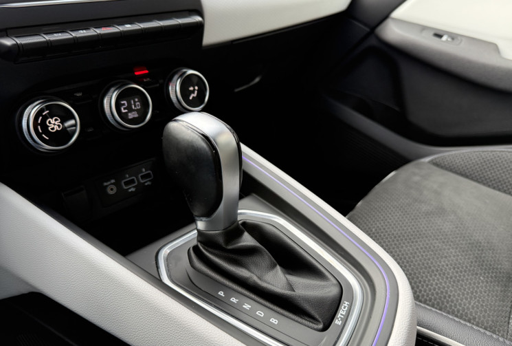 Renault CLIO V 1.6 E-TECH 140H 90 HYBRID INTENS/ CARPLAY/ PACK CITY