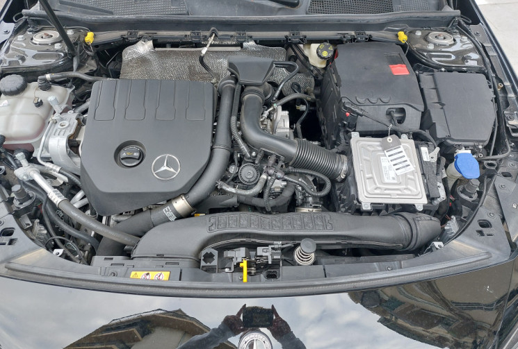 Mercedes Classe A 200 PROGRESSIVE LINE / CAMERA 360 /SIEGES CHAUFFANTS / ENTRETIENS MERCEDES...