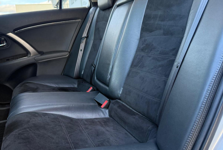 Toyota AVENSIS SW 150 TOIT PANORAMIQUE D-CAT SKYVIEW BOITE AUTOMATIQUE