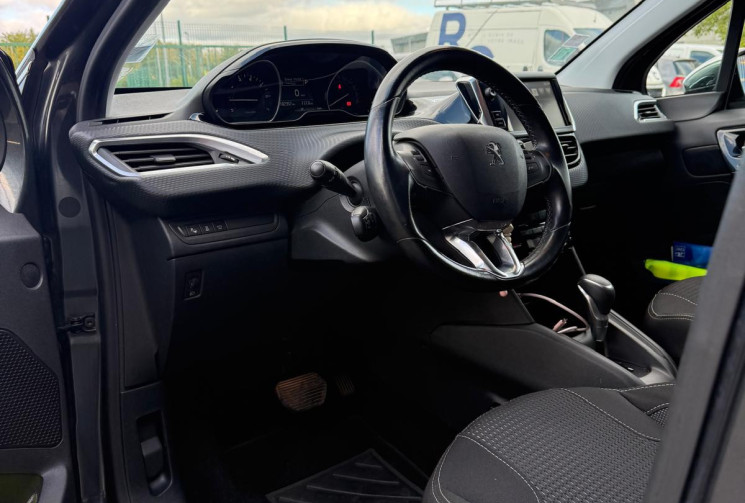 Peugeot 208 ALLURE 110ch BOITE AUTOMATIQUE