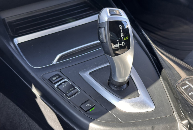 BMW Série 1 (F20) LCI 116d BVA8 Business Design - SUIVI COMPLET BMW 