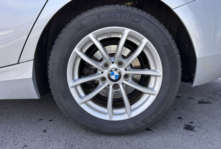 BMW Série 1 (F20) LCI 116d BVA8 Business Design - SUIVI COMPLET BMW 