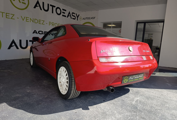 Alfa Romeo GTV 916 PHASE 2 2.0 TWIN SPARK 155CV MECANIQUE RESTAUREE SELLERIE CUIR Alfa Romeo GTV 916 PHASE 2 2.0 TWIN SPARK 155CV MECANIQUE RESTAUREE SELLERIE CUIR