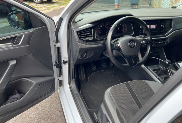 Volkswagen Polo  VI 1.0 TSI 12V BMT 116 cv R-LINE