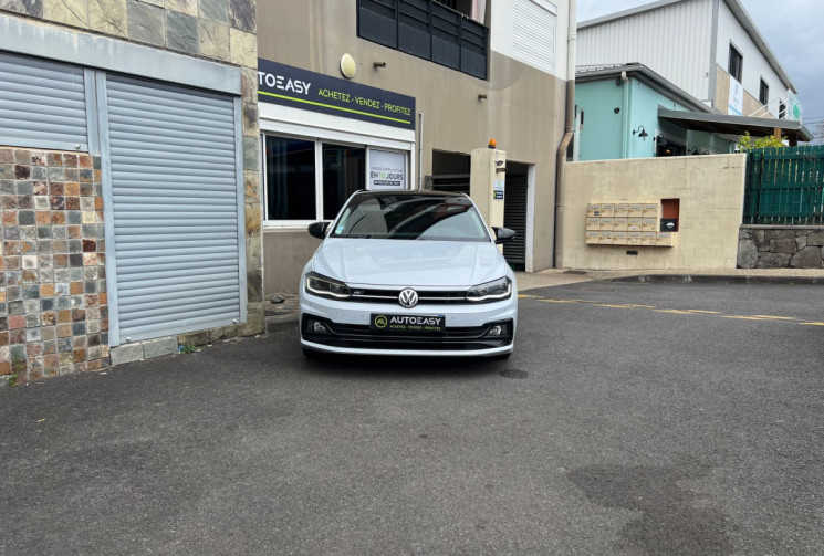 Volkswagen Polo  VI 1.0 TSI 12V BMT 116 cv R-LINE