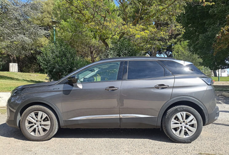 Peugeot 3008 1.5L HDI 130CH STYLE - CAMERA - SUIVI COMPLET PEUGEOT Peugeot 3008 1.5L HDI 130CH STYLE - CAMERA - SUIVI COMPLET PEUGEOT