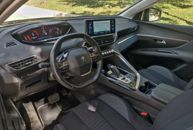 Peugeot 3008 1.5L HDI 130CH STYLE - CAMERA - SUIVI COMPLET PEUGEOT Peugeot 3008 1.5L HDI 130CH STYLE - CAMERA - SUIVI COMPLET PEUGEOT