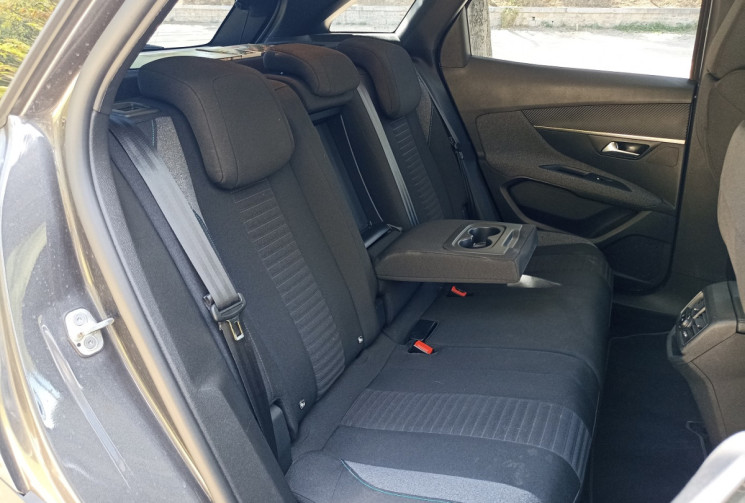 Peugeot 3008 1.5L HDI 130CH STYLE - CAMERA - SUIVI COMPLET PEUGEOT Peugeot 3008 1.5L HDI 130CH STYLE - CAMERA - SUIVI COMPLET PEUGEOT