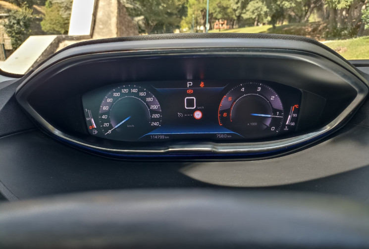 Peugeot 3008 1.5L HDI 130CH STYLE - CAMERA - SUIVI COMPLET PEUGEOT Peugeot 3008 1.5L HDI 130CH STYLE - CAMERA - SUIVI COMPLET PEUGEOT