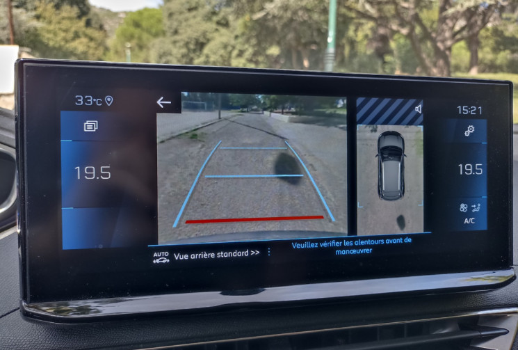 Peugeot 3008 1.5L HDI 130CH STYLE - CAMERA - SUIVI COMPLET PEUGEOT Peugeot 3008 1.5L HDI 130CH STYLE - CAMERA - SUIVI COMPLET PEUGEOT