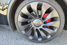 Tesla Model Y Performance AWD 534 cv dual motor * Autopilot amélioré FSD* Finition carbone* Yoke*  