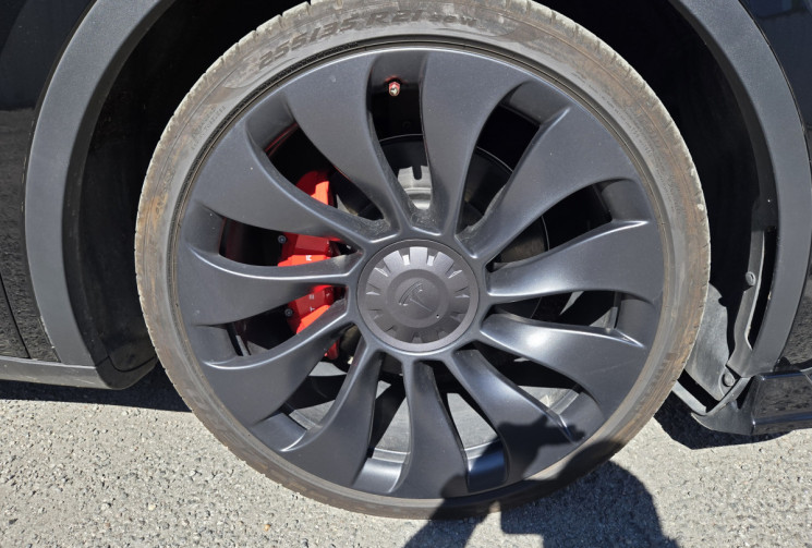 Tesla Model Y Performance AWD 534 cv dual motor * Autopilot amélioré FSD* Finition carbone* Yoke*  