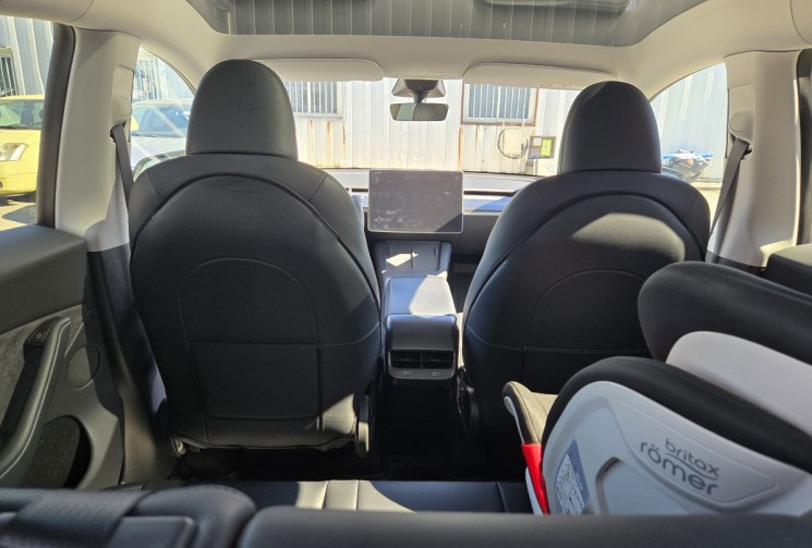 Tesla Model Y Performance AWD 534 cv dual motor * Autopilot amélioré FSD* Finition carbone* Yoke*  