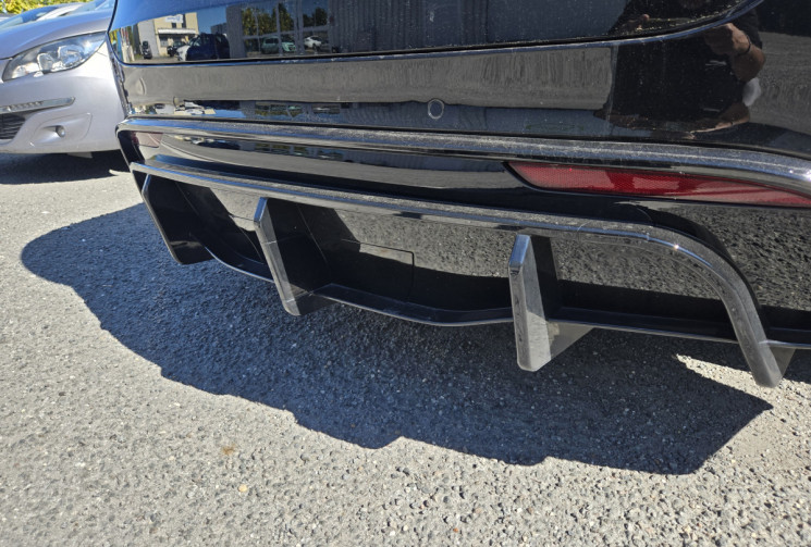 Tesla Model Y Performance AWD 534 cv dual motor * Autopilot amélioré FSD* Finition carbone* Yoke*  