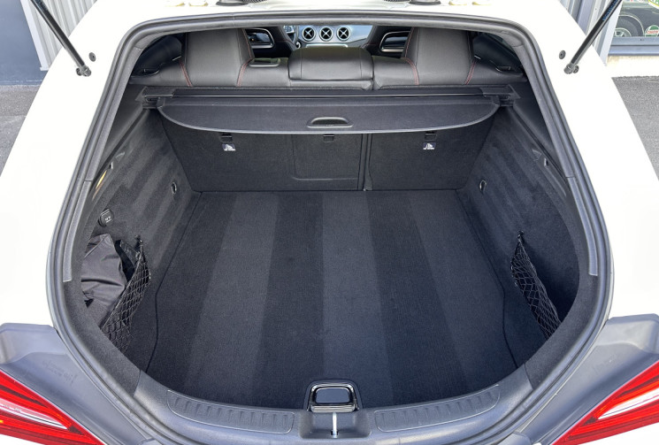 Mercedes CLA SHOOTING BRAKE 200 1.6 i 7G-DCT 156 cv FASCINATION- PACK AMG - CARPLAY