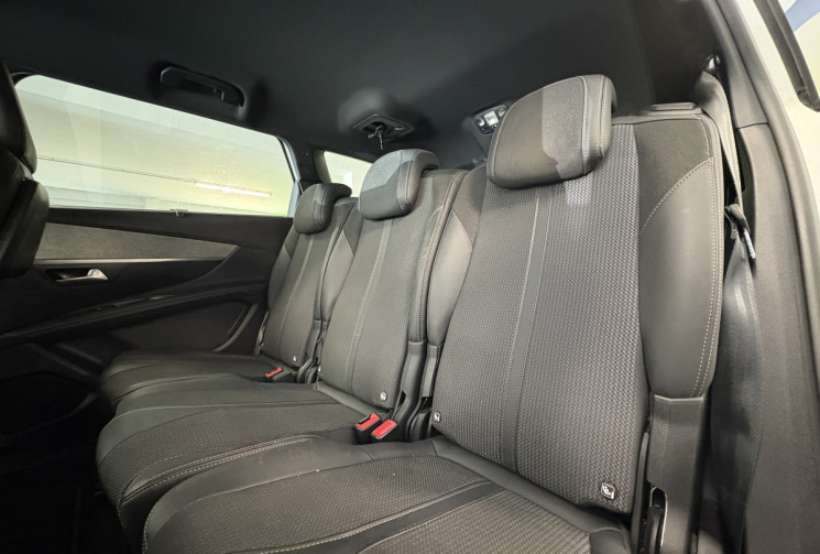 Peugeot 5008 GT LINE 1.2 130 CV BOITE AUTO - 50 000 km !!!!