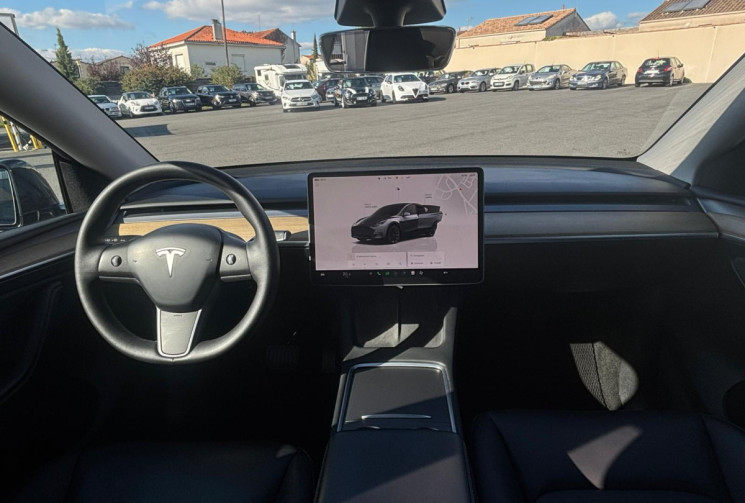 Tesla Model Y   LONG RANGE AWD 396 / GRANDE AUTONOMIE / BON ETAT / GARANTIE 12 MOIS